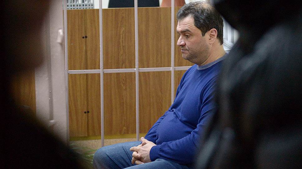 Антикоррупционная операция, проведенная в Министерстве культуры, пока не привела к отставке Григория Пирумова, хотя замминистра и находится в СИЗО 
