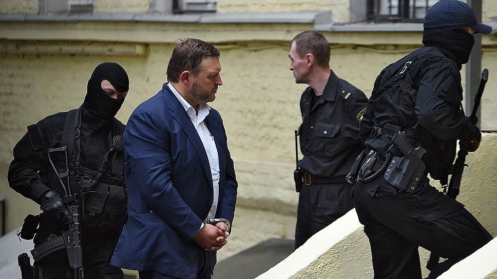 Кремль больше месяца не мог подобрать замену арестованному губернатору Кировской области Никите Белых