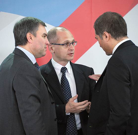 Вячеслав Володин и Владислав Сурков могли бы много рассказать Сергею Кириенко о том, как надо управляться с вопросами внутренней политики 
