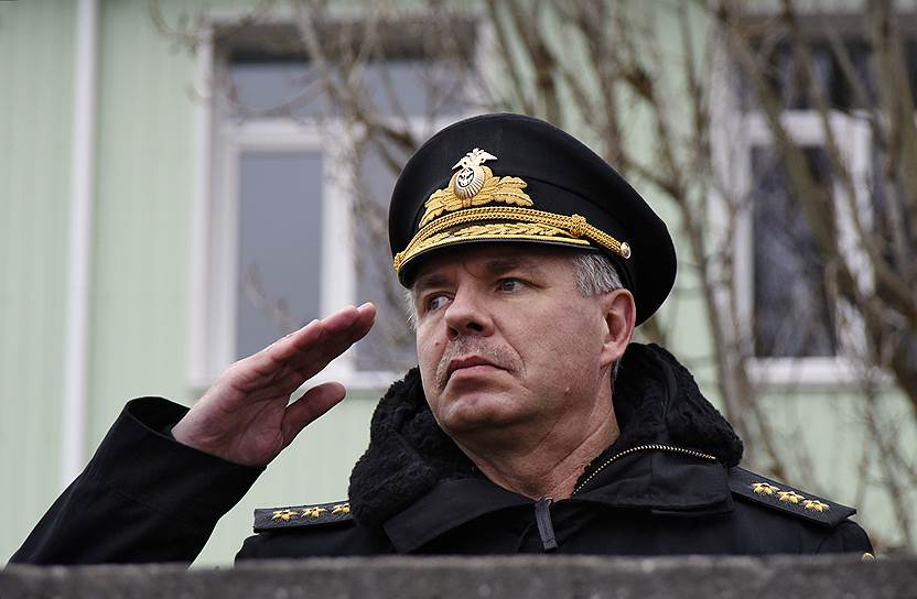 Командующий Черноморским флотом вице-адмирал Александр Витко