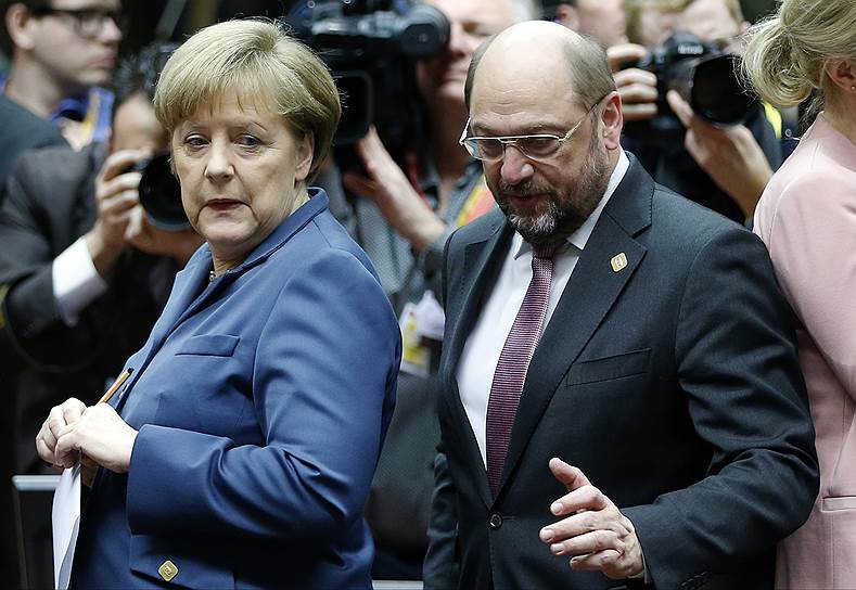 Хотя по последним соцопросам Мартин Шульц из СДПГ опережает Ангелу Меркель, местные политологи считают его не реальной альтернативой действующей власти, а всего лишь &quot;Ангелой Меркель с бородой&quot; 
