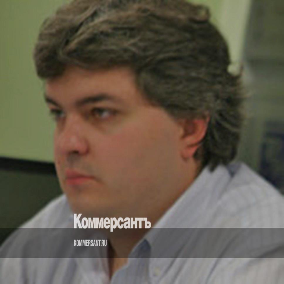 директор медиахолдинга. заместитель директора. палазов александр борисович. корольков омск. палазов александр собственность.