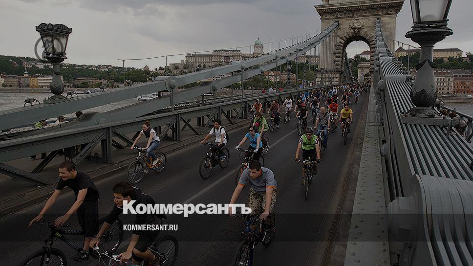 Изменения 2013. Велосипед Венгрия. На велосипеде по Венгрии. Bat Hungary velo. Как изготавливается велосипед в Венгрии.