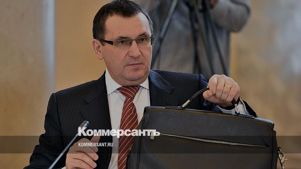 Вадим николаев совет федерации. Николай владимиров сенатор от чувашии. Сенатор от чувашии. Сенатор николаев вадим иванович чувашия. Владимиров николай николаевич депутат чебоксары.