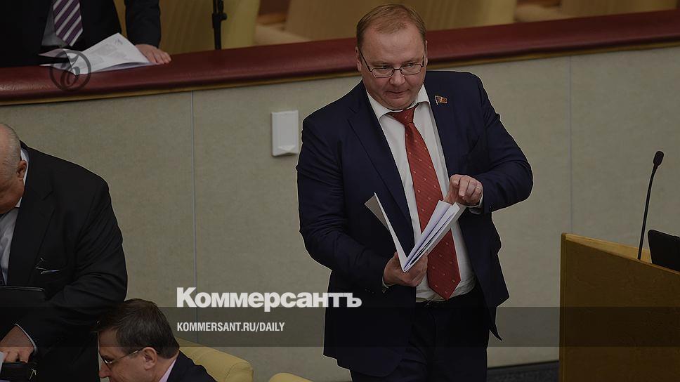 вадим владимирович белоусов российский политик. депутаты 7 созыва вологодская городская дума. зал еспч. защита депутатов. защита депутатов.