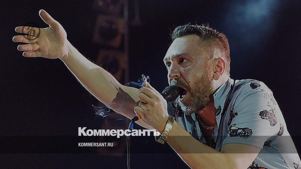 высказывания шнурова. ленинград — а у олигархата…. шнуров какой рукой. сергей шнуров кричит. сергей шнуров.