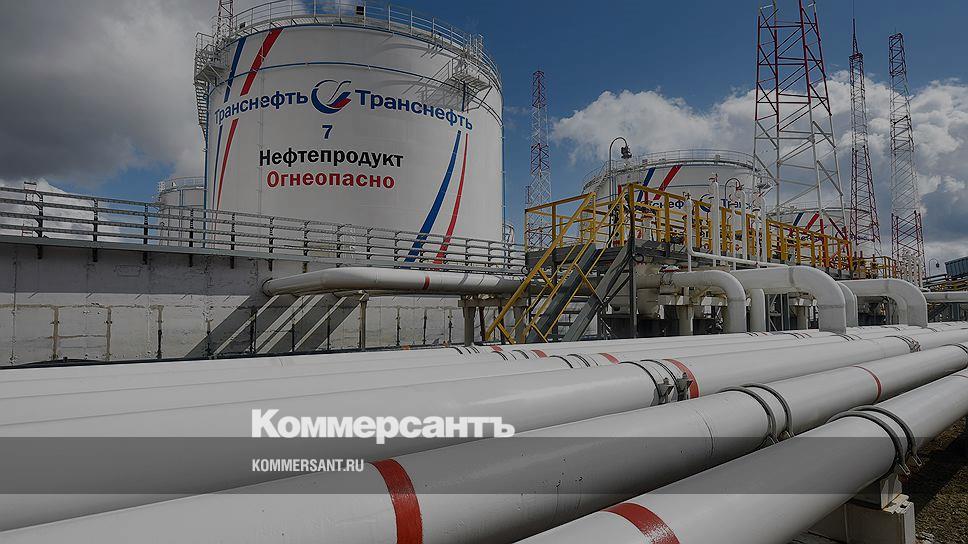 Почему упала транснефть. Транснефть нефтепродукты. Состав акционеров транснефть. Транснефть-приволга резервуарный парк. Транснефть.