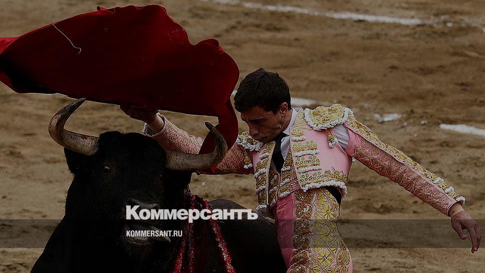 Эскамильо кармен. Тореадор опера. Тореадор эскамильо. Ария тореадора слушать. Опера кармен тореадор.