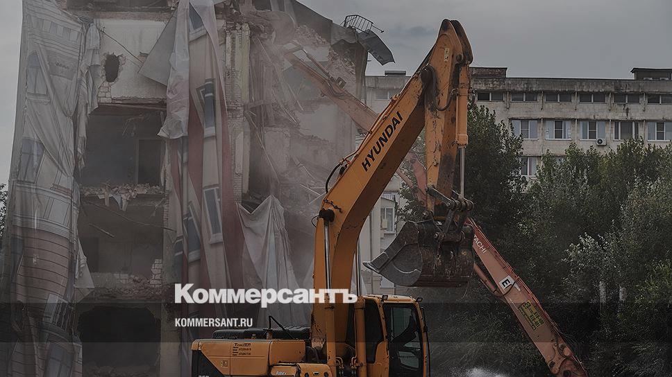 расселение ветхих домов в городе воронеж. снос аварийного жилья воронеж. машиностроителей 45 воронеж снос домов. воронеж аварийное жилье. ковш сносит дом.