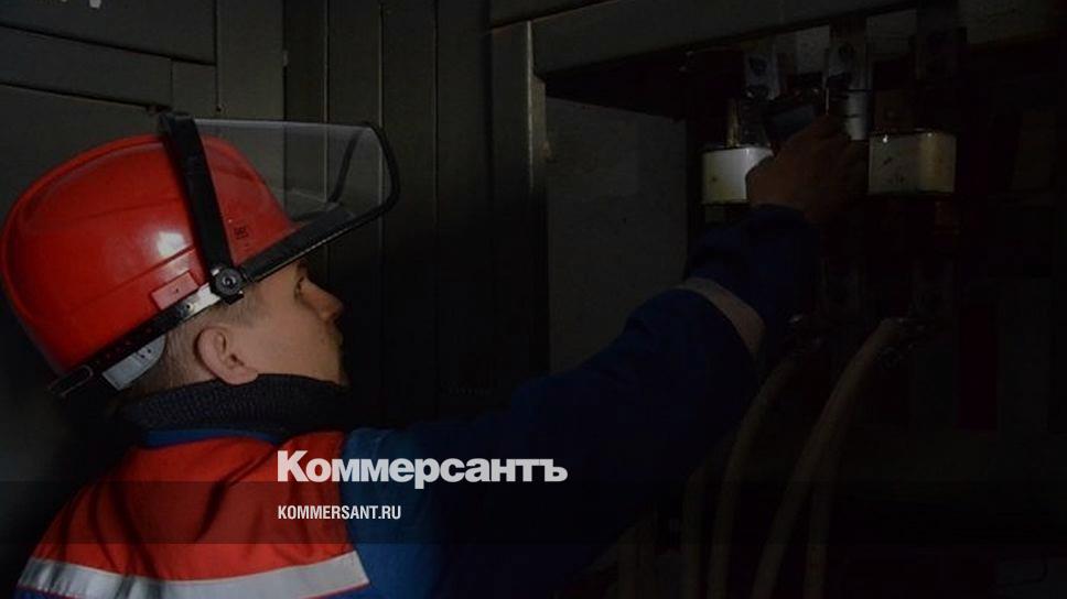 Крымэнерго сотрудники симферополь. Крымэнерго евпатория на чапаева. Линии электропередач. Картинка крымэнерго ремонтные работы. Аварийное отключение.