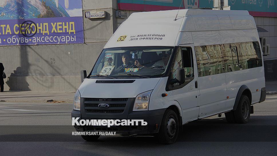 Маршрутное такси саратов. Перевозчики Саратов. Автобусы Саратова. Саратовский автобус. Маршрутка Саратов.