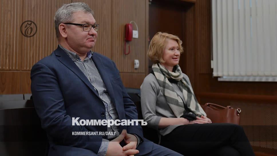 www.kommersant.ru