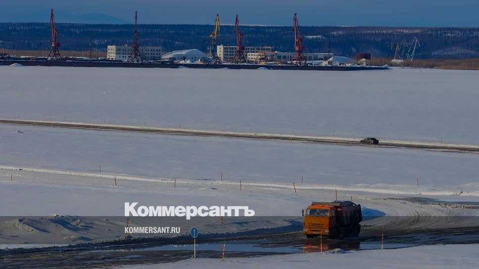 ледовая переправа салехард лабытнанги. автодорога салехард лабытнанги. ледовая переправа салехард лабытнанги. мост салехард лабытнанги.
