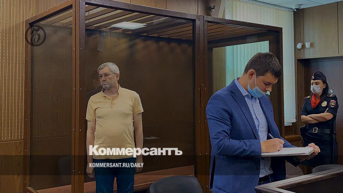 Патруль задержал неизвестного. Цб арестовал. Центр банк. Цб арестовал. Цб арестовал.