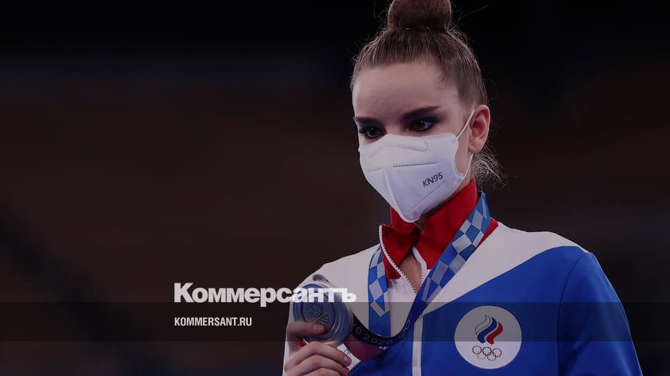 Российские гимнастки столкнулись с судейскими художествами - Vimarsana News