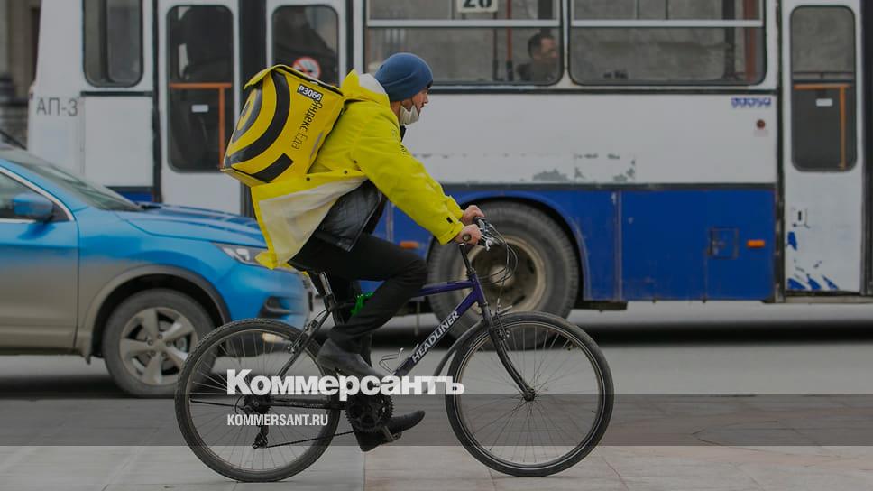 За год количество вакансий курьеров в Екатеринбурге выросло в 4,8 раза