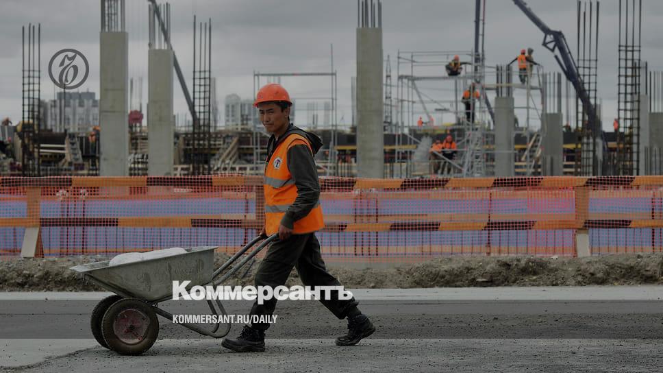 &laquo;Пионер&raquo; пошел по ленинской тропе