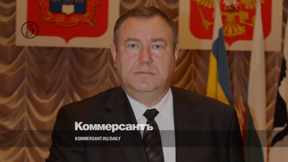 Выдь на волгу чей