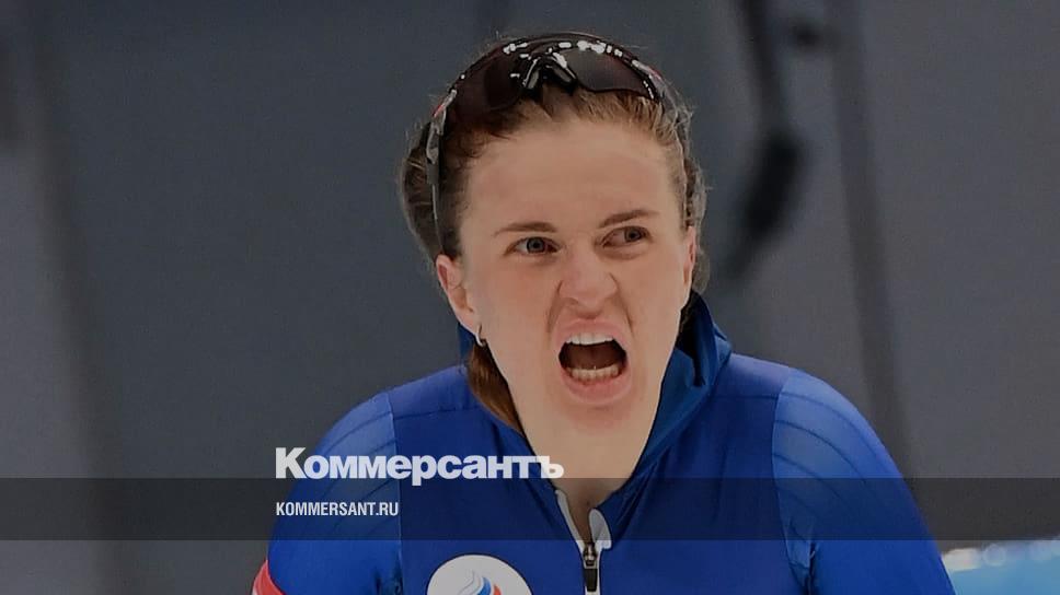 Софья Кондакова конькобежка