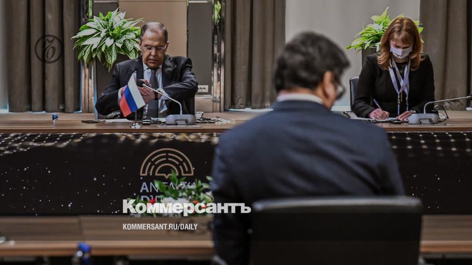 Sergei Lavrov played in a non-aggression – Newspaper Kommersant No. 41 (7242) of 03/11/2022