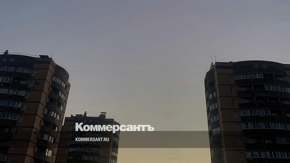 Как беспилотники долетели до воронежа. Как беспилотники долетели до воронежа. Беспилотник над воронежской областью. Беспилотник в воронеже. Как беспилотники долетели до воронежа.