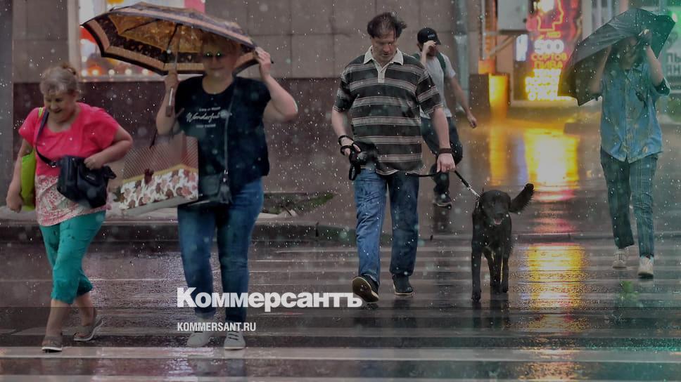 Очевидцы сообщили о затоплении Московского шоссе в Самаре после ливня ...