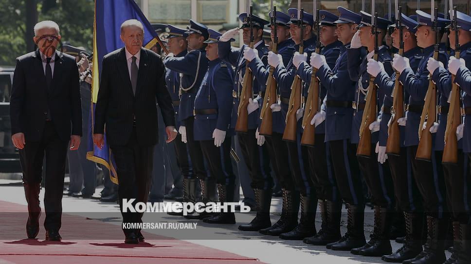 Позиция россии во время боснийского кризиса. Миротворец фото. Миротворцы России. Лавров в Турции.