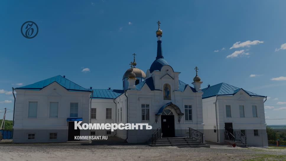 Горнальский монастырь обстреляли. Горнальский монастырь обстреляли. Горнальский монастырь курская область. Горнальский монастырь обстреляли. Горнальский монастырь обстреляли.