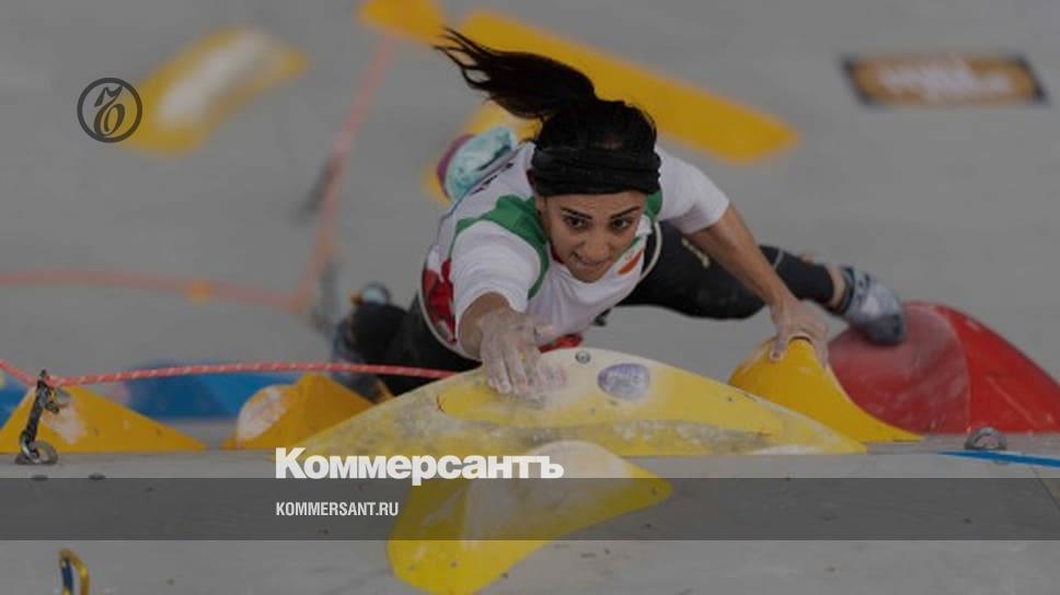 You can't keep your height without a hijab - Sport - Kommersant