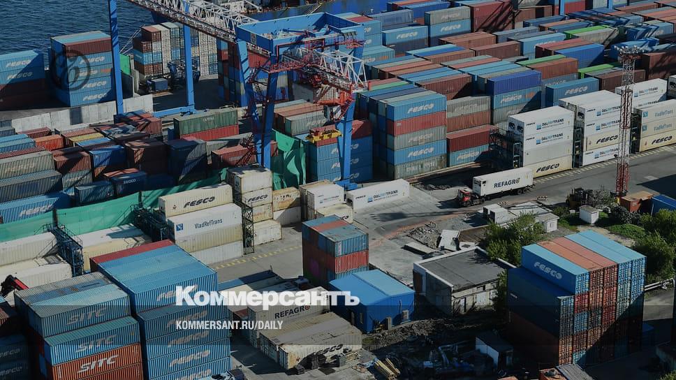 Containers rushed to China