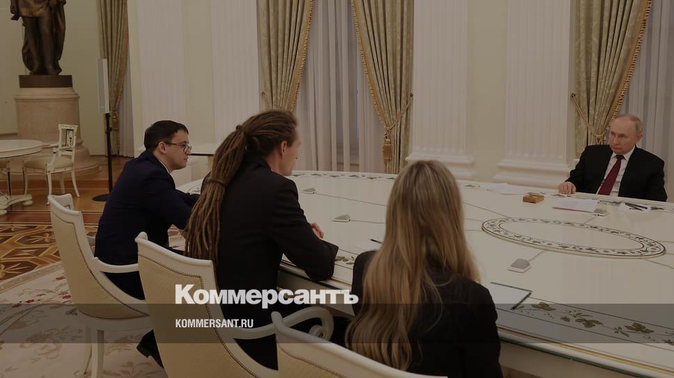 награждение в кремле. владимир владимирович путин новогодний. награждение героев россии в кремле. путинская премия к новому году. вручение премий правительства москвы молодым ученым за 2022 год.