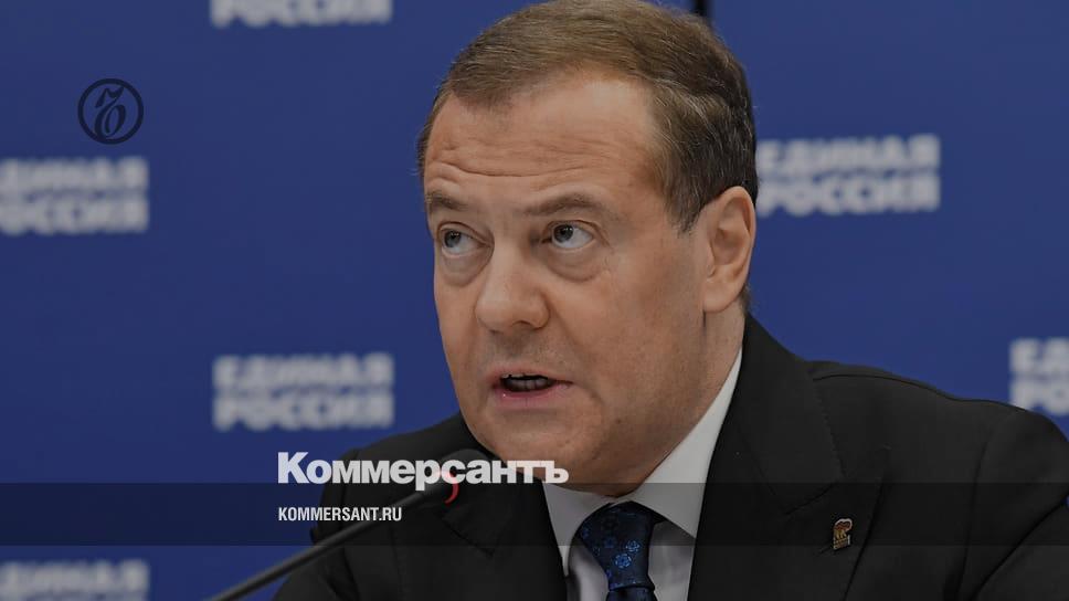Medvedev promised to "cheer up" the heads of defense enterprises with Stalin's telegrams