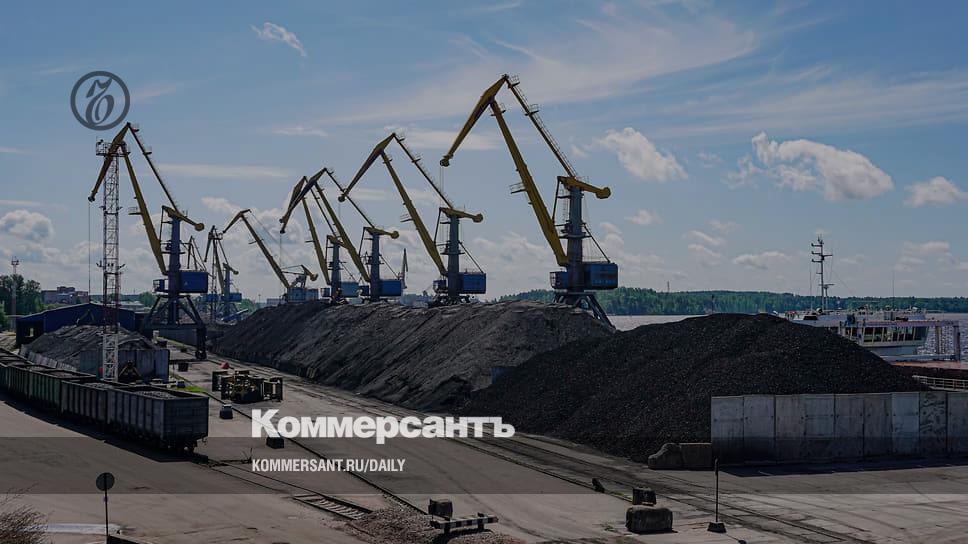 Big coal - big voyage // Export through ports in January-April increased by 18%