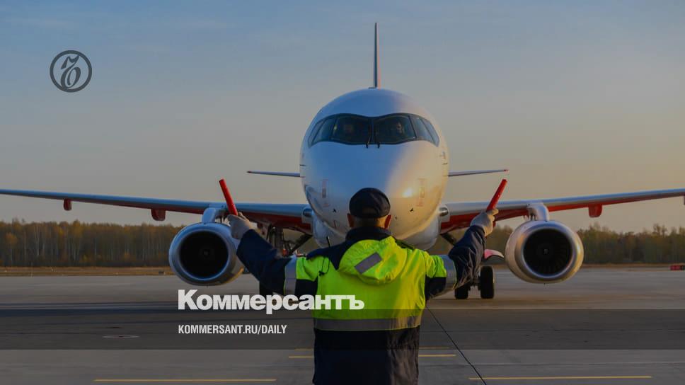 "Superjet" looking for coordinates // Carriers are dissatisfied with the import-substituted aircraft navigation
