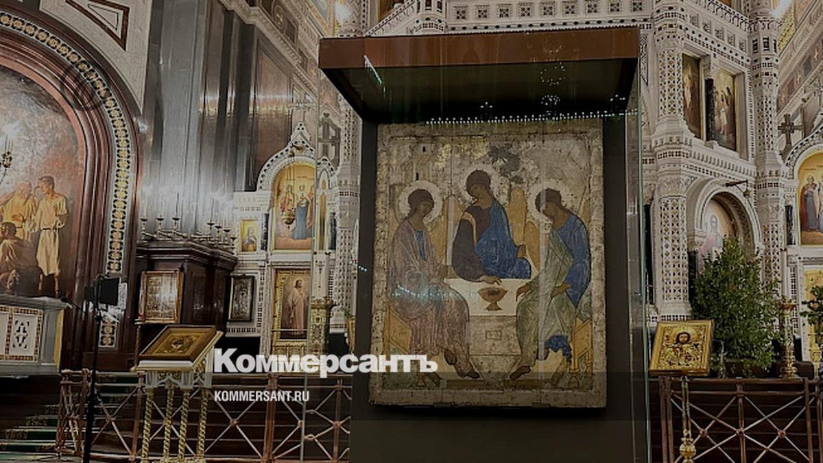 «Троица» установлена в храме Христа Спасителя – Коммерсантъ