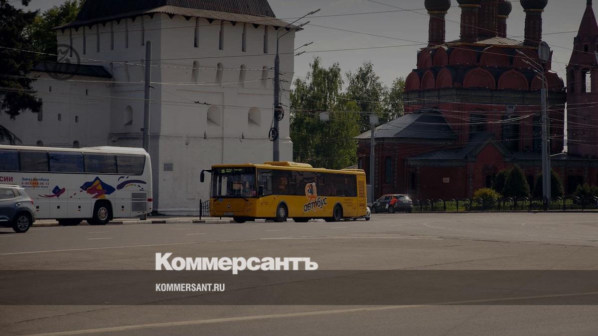 В Ярославле назвали девять самых проблемных автобусных маршрутов –  Коммерсантъ Ярославль