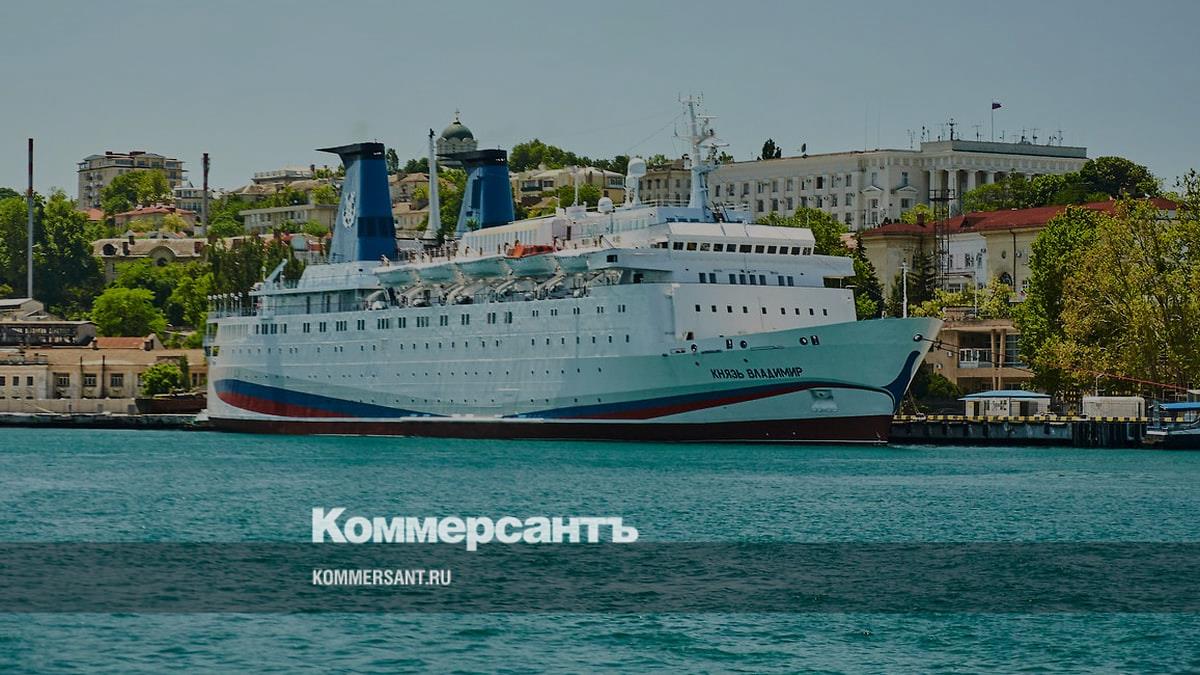 Теплоход князь Владимир