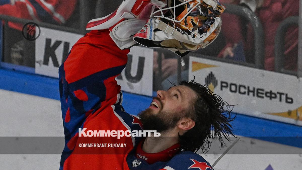 CSKA's signing of an agreement with hockey goalkeeper Ivan Fedotov led to an international scandal