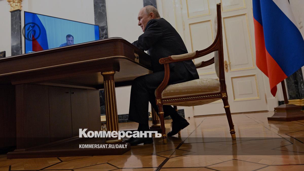 how Vladimir Putin held a video conference session with participants in the aftermath of the explosion of the Crimean bridge