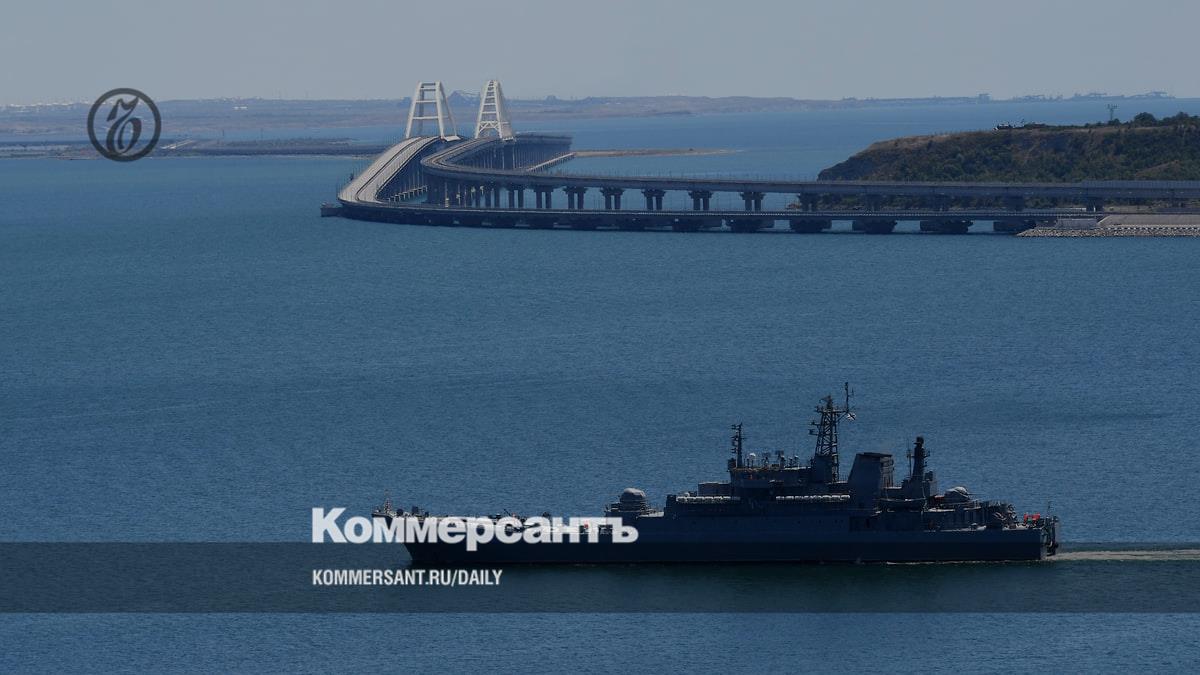 The terrorist attack on the Crimean bridge forced some travelers to abandon trips to the peninsula