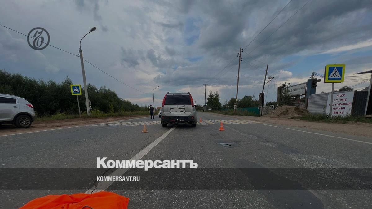 Мотоциклиста госпитализировали в Ижевске после падения на автомобиль при  резком торможении – Коммерсантъ Ижевск