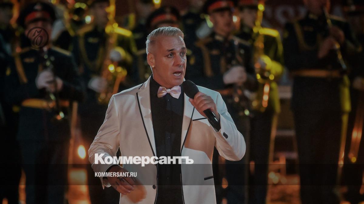 Bild: неизвестные проникли в квартиру фронтмена Rammstein Тилля Линдеманна  в Берлине – Коммерсантъ