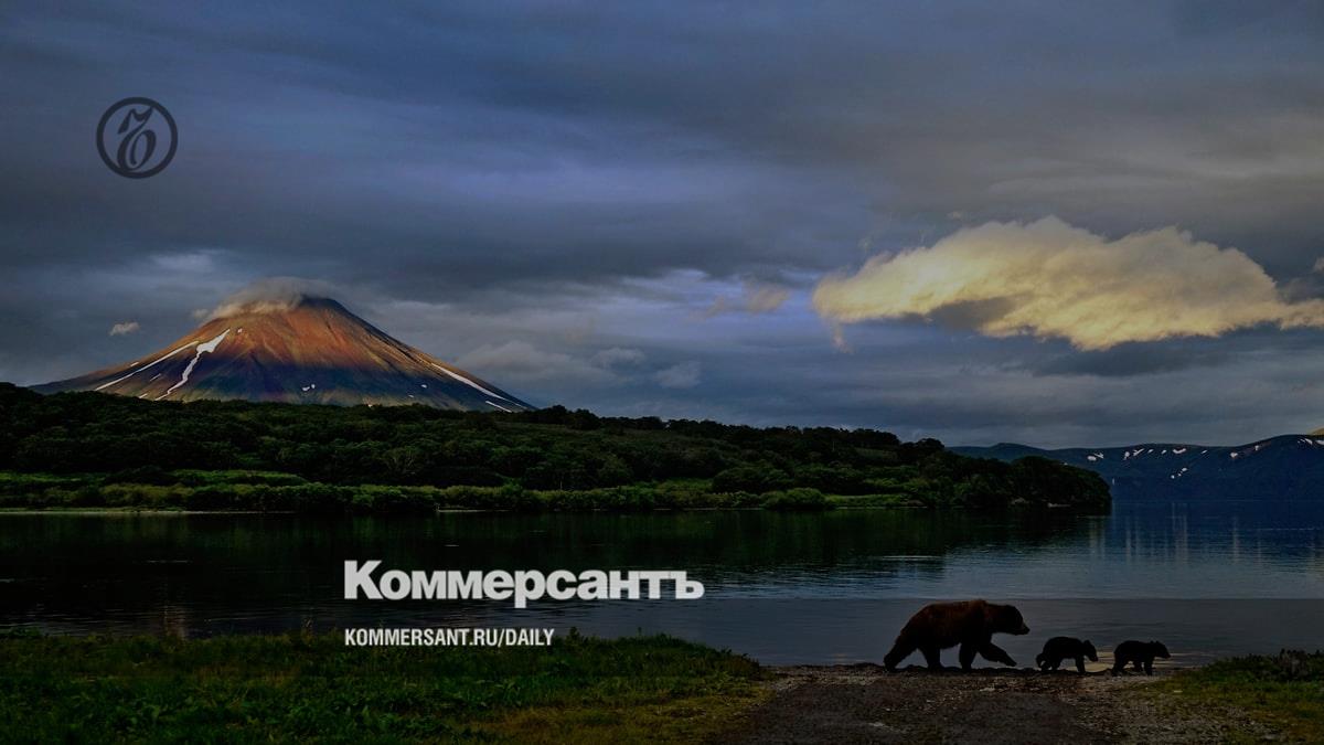 Volcanoes of Kamchatka fell into bad company