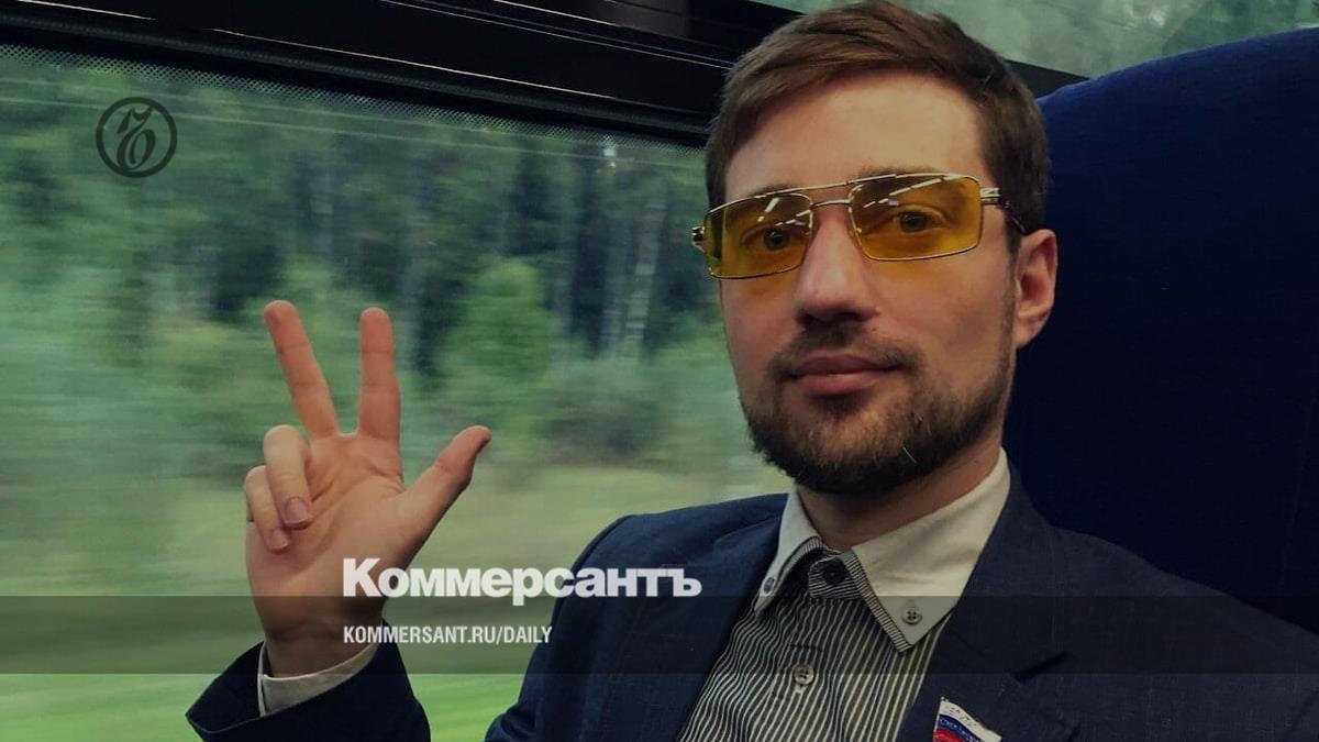 Смоленские депутаты требуют пресечь экстремистскую деятельность коллеги ...