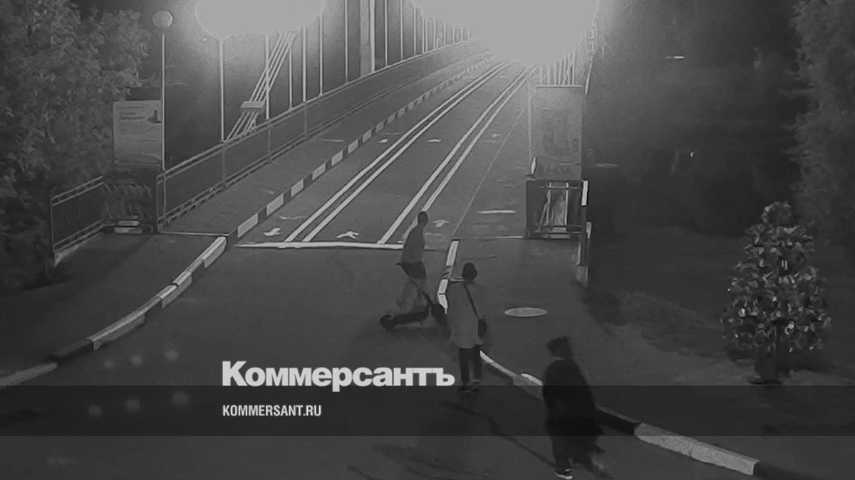 В Ярославле хулиганы сбросили в реку шеринговый самокат – Коммерсантъ ...