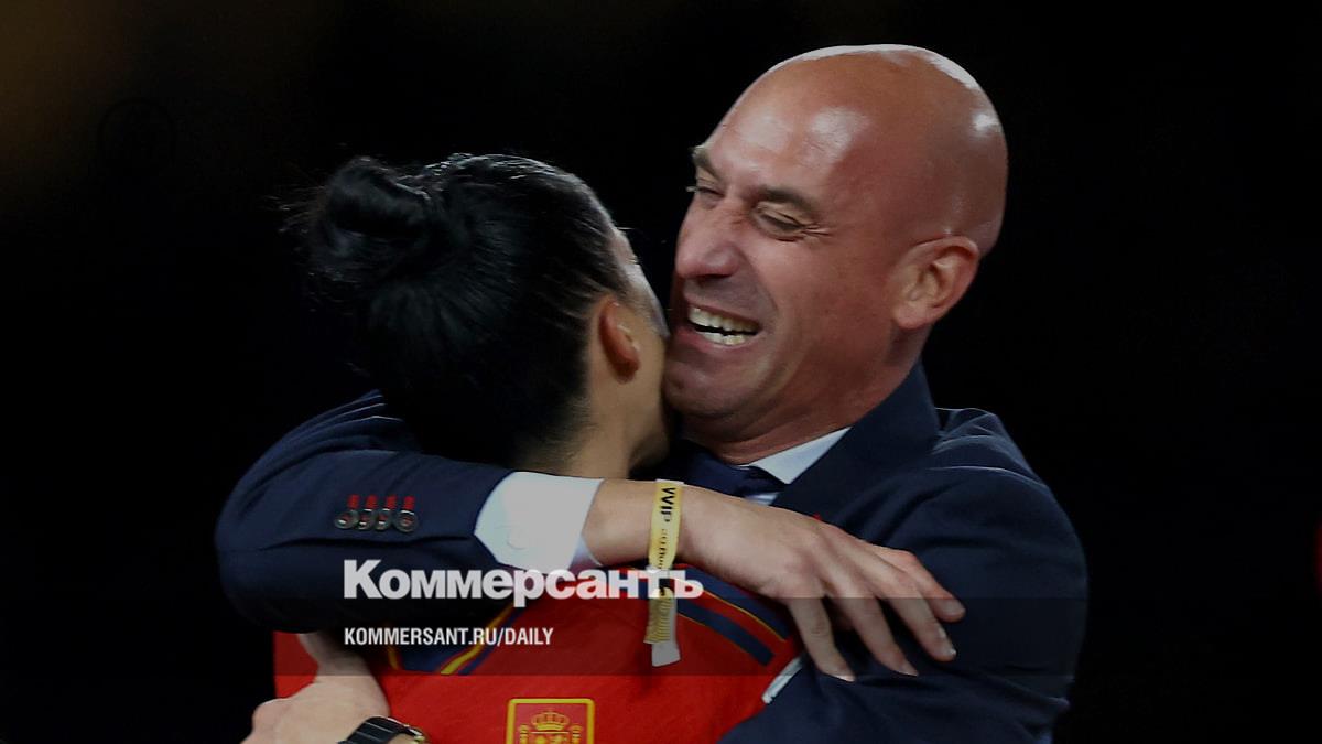 The kiss of Luis Rubiales resulted in a serious crisis in Spanish football
