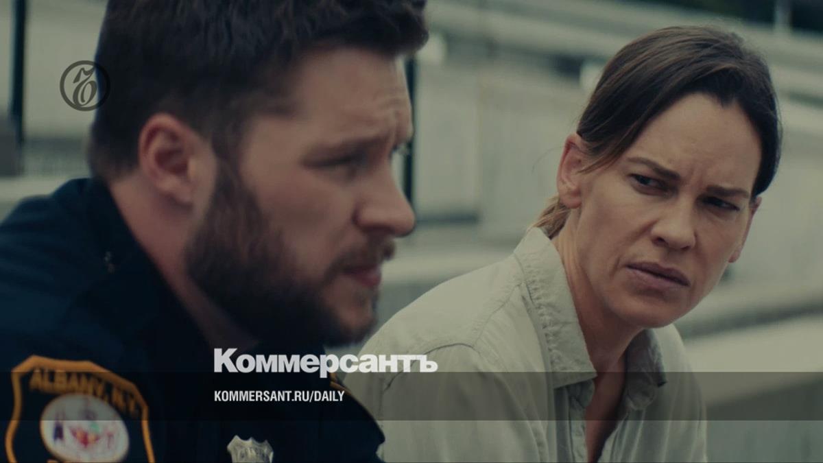 Hilary Swank in the film "A Mother's Wrath" by Miles Joris-Peyrafitte.  Review