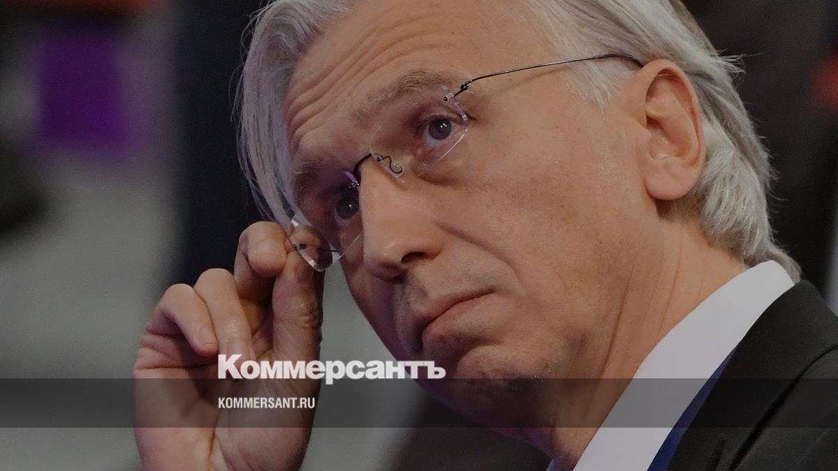 The head of Gazprom Neft Dyukov announced plans to pay interim dividends