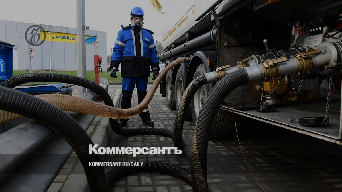 After stopping the export of diesel from Russia, the country may begin to see a surplus.