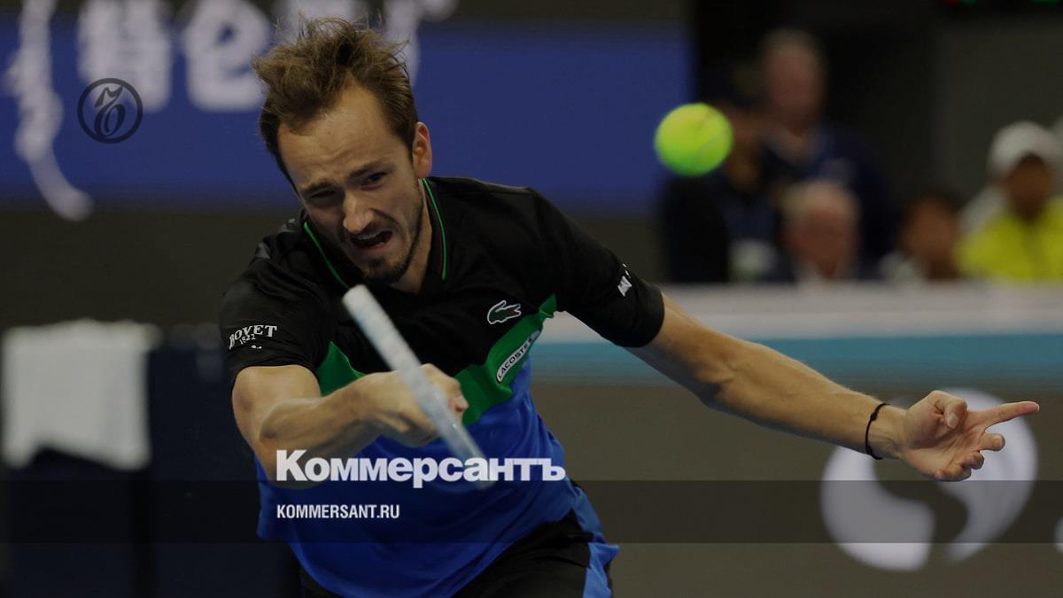 Tennis player Medvedev lost in the final of the Chinese Open to Italian Sinner